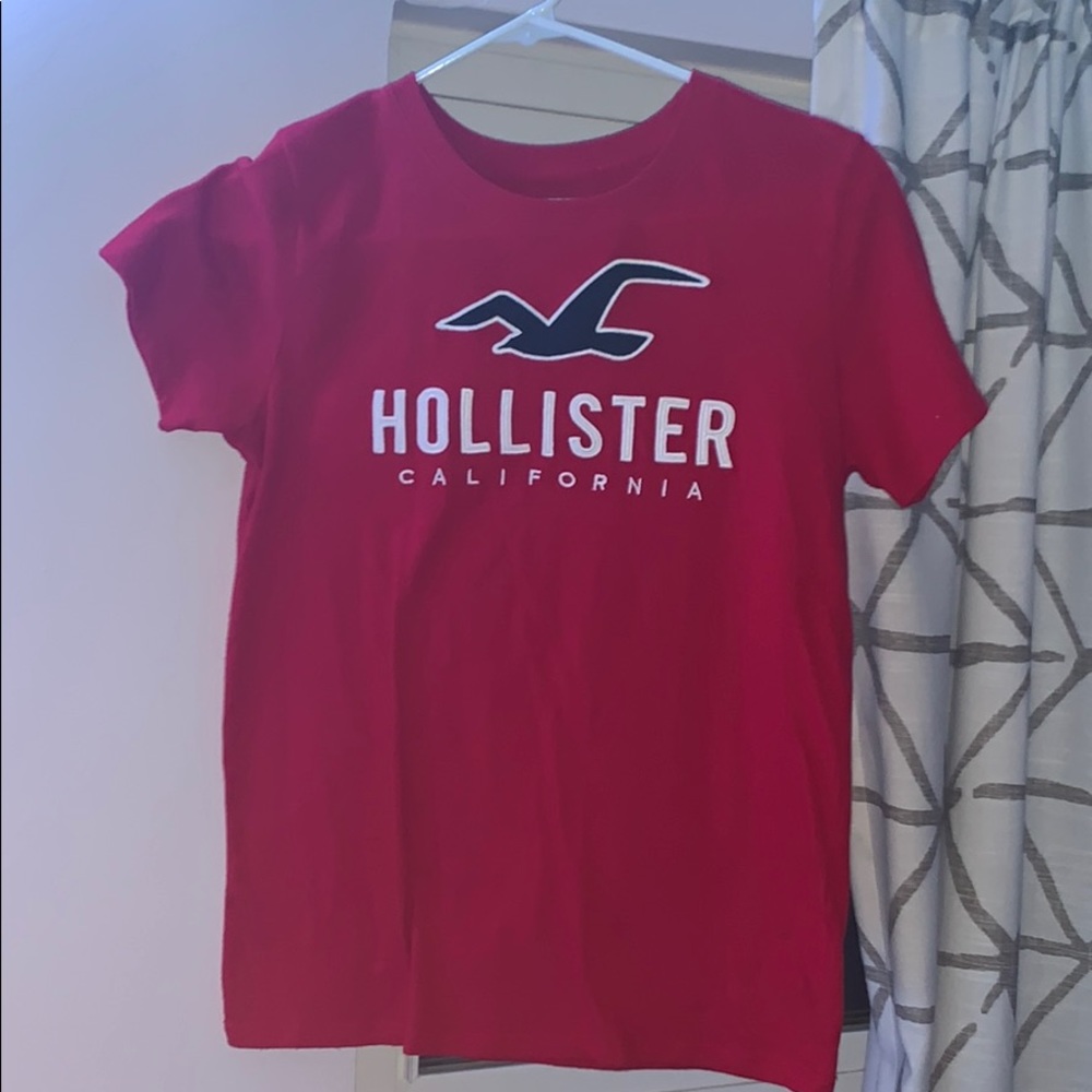 Hollister Tee